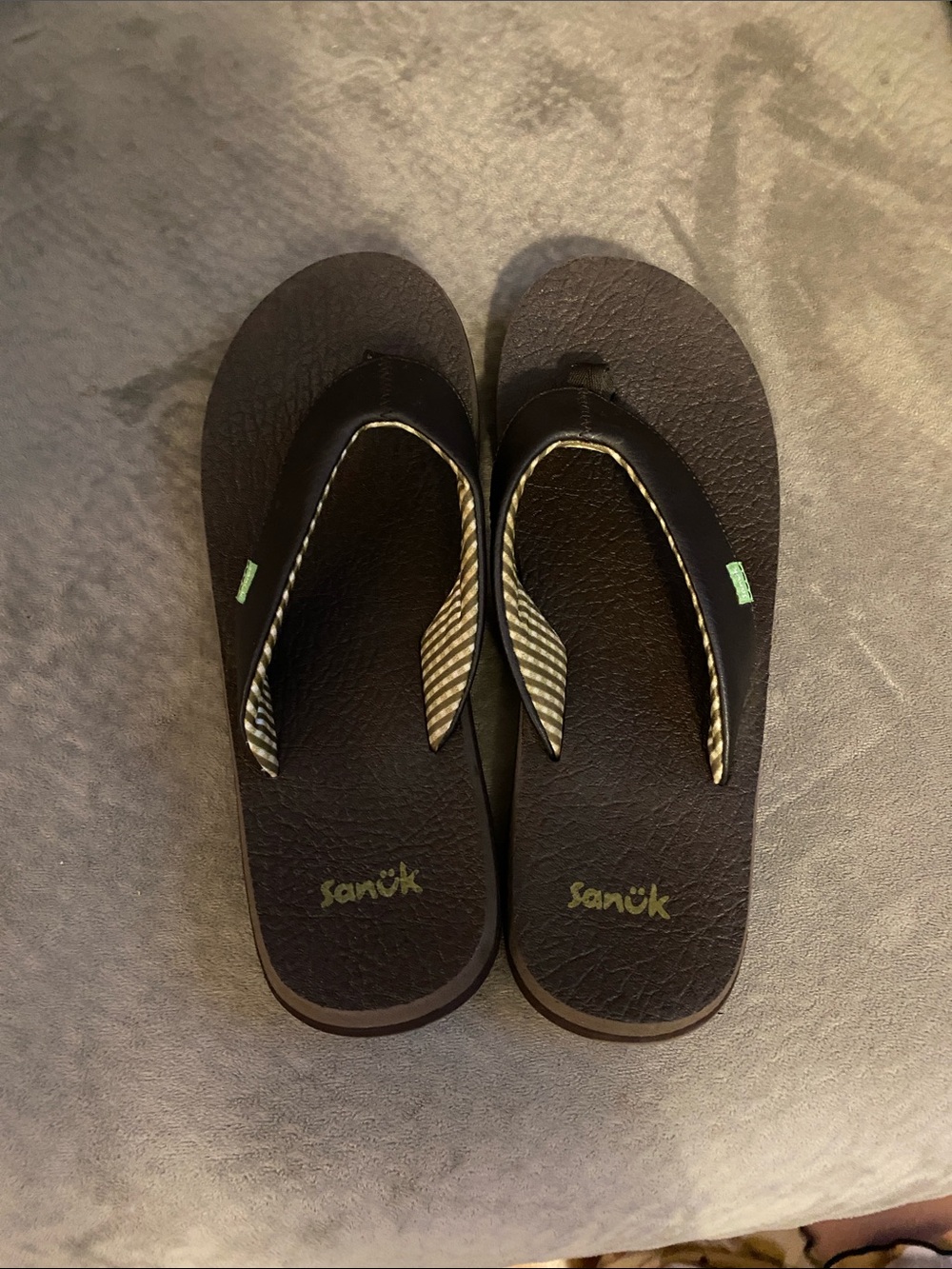 Sanuk Brown Flip Flop Sandals with Striped Inner Lining